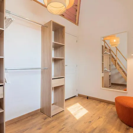3 Bedroom House With Garden, Near Tram Mouvaux
