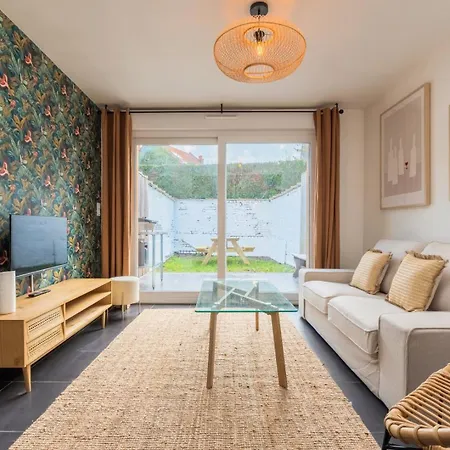 3 Bedroom House With Garden, Near Tram Сasa de vacaciones Mouvaux