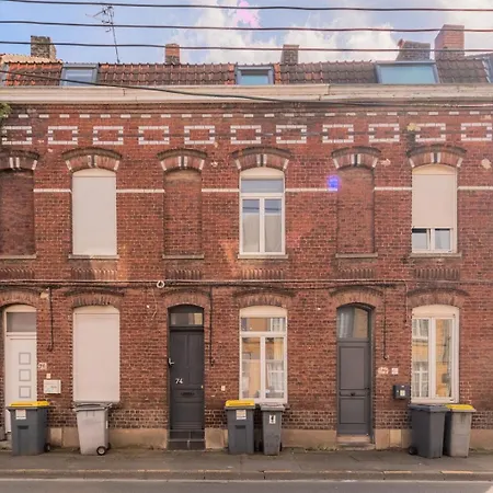 Сasa de vacaciones 3 Bedroom House With Garden, Near Tram Mouvaux